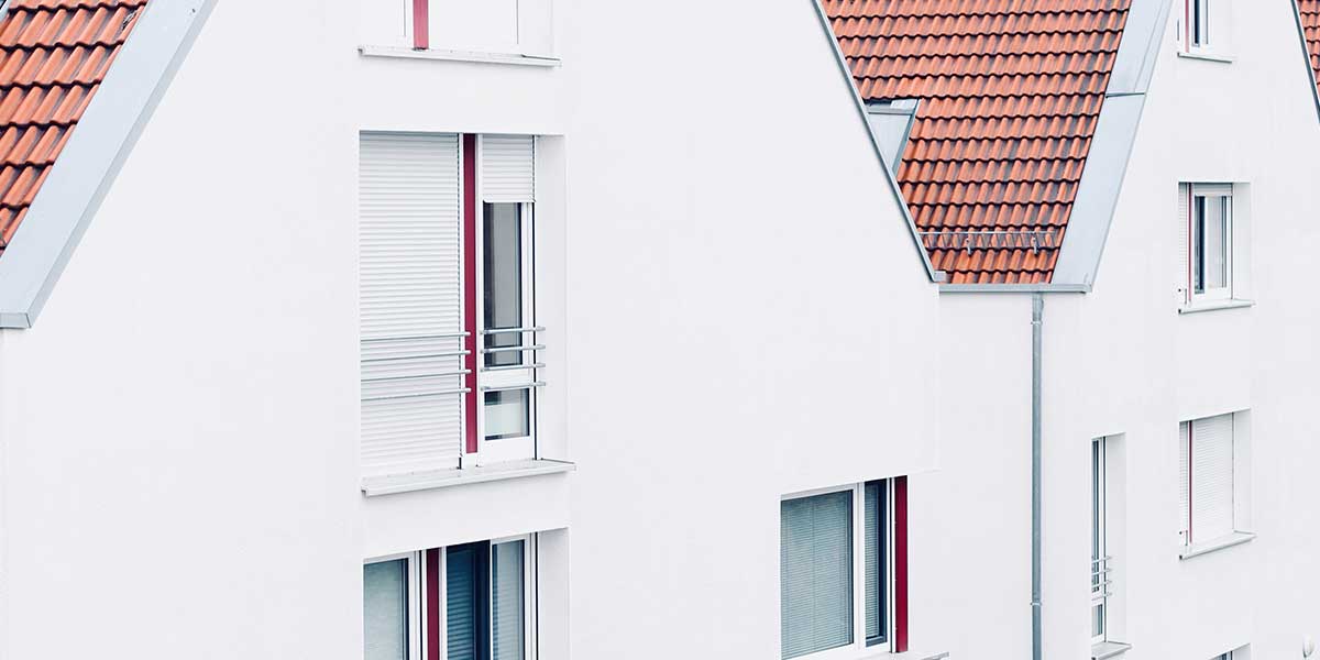 zalety i wady ciepłego montażu